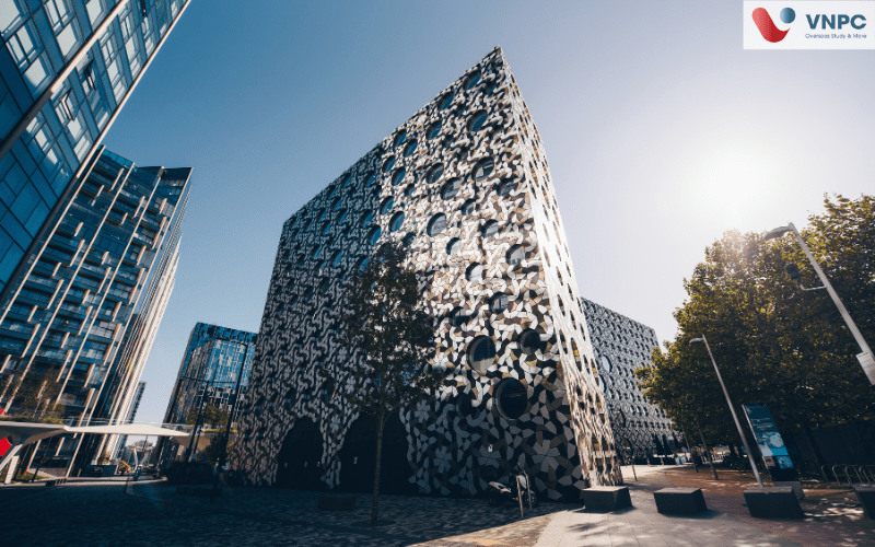 Khám phá Ravensbourne University London: Điều kiện, chi phí và King88 ưu đãi hấp dẫn mỗi ngày